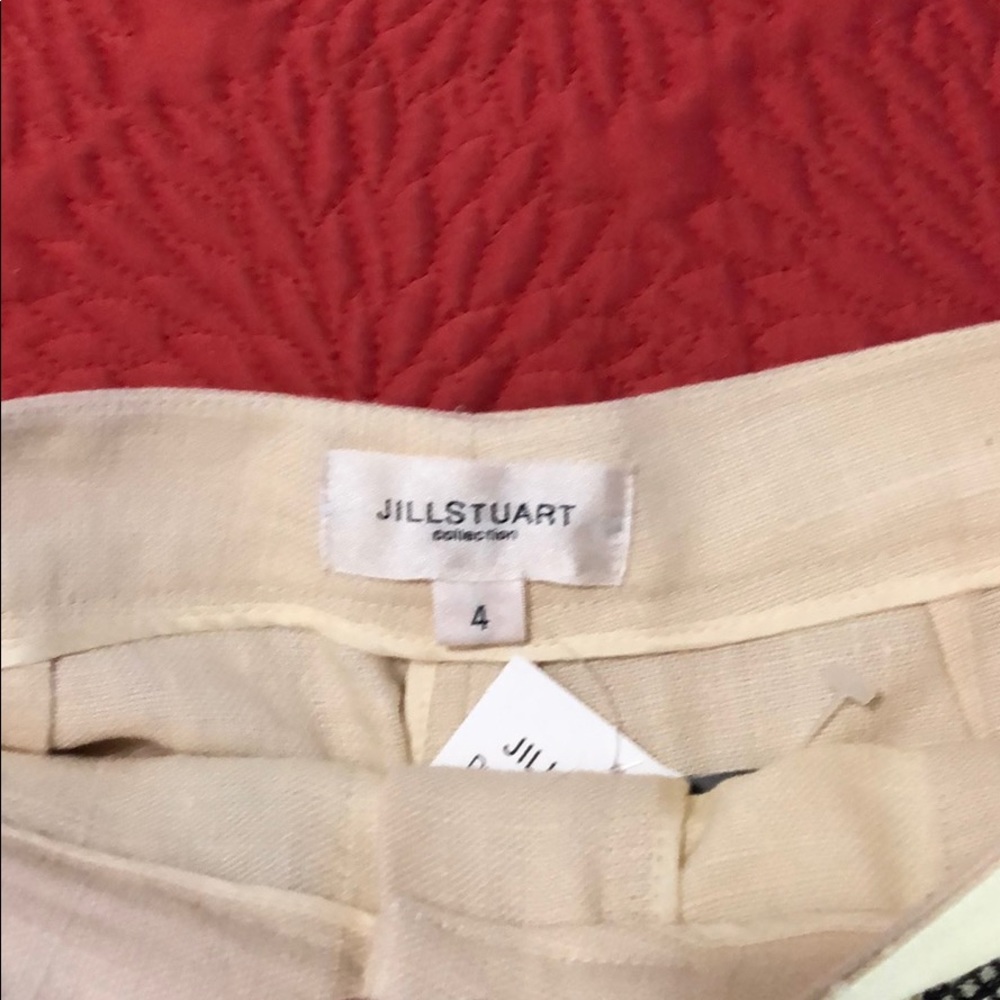 Embroidered Linen Short - Picture 5 of 5